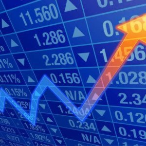 Does the Akinda Halal Platform provide ready-made investment recommendations?