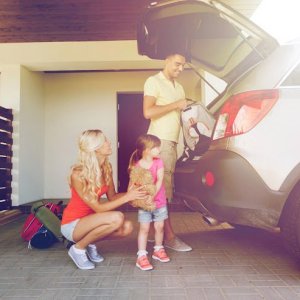 Choosing the Right Auto Insurance Policy for a Growing Family