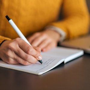 Turning Ideas into Clear Words