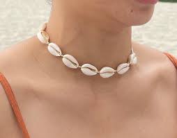 Seasonal Trends: Shell Jewelry in 2025–2026